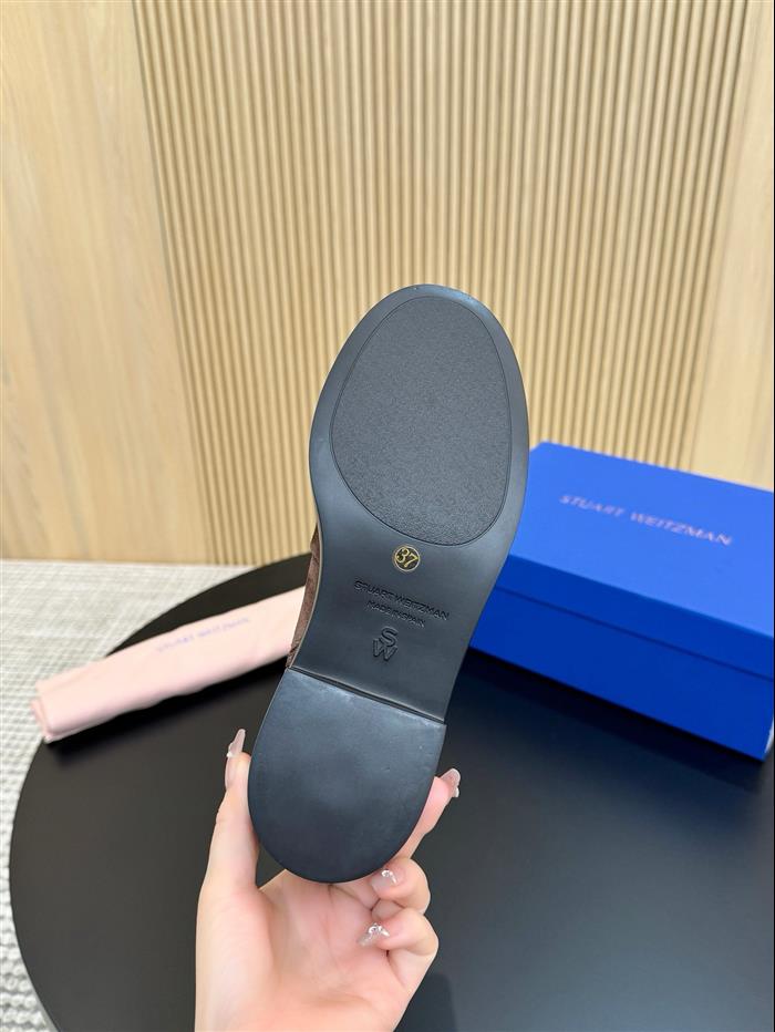 20251128174645897 410